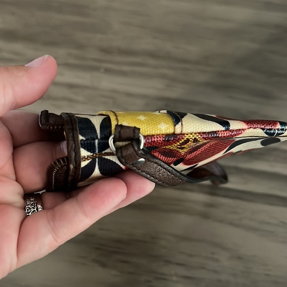 FOSSIL VINTAGE KEY-PER SMALL FLORAL WALLET - Picture 12 of 15